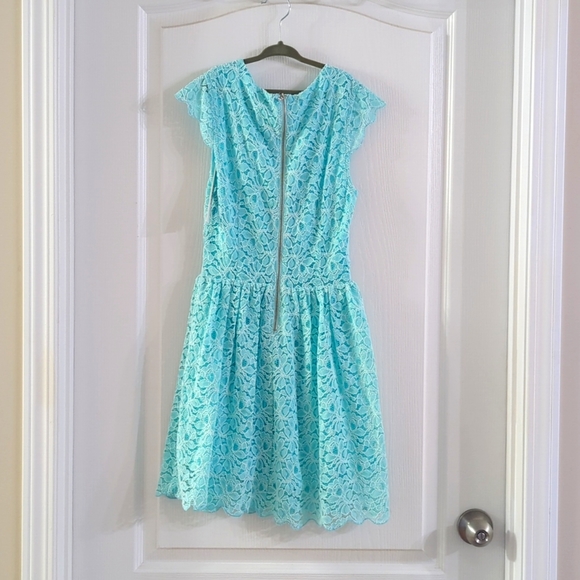 BNWT Aritzia Talula Belgravia Dress - Picture 2 of 3